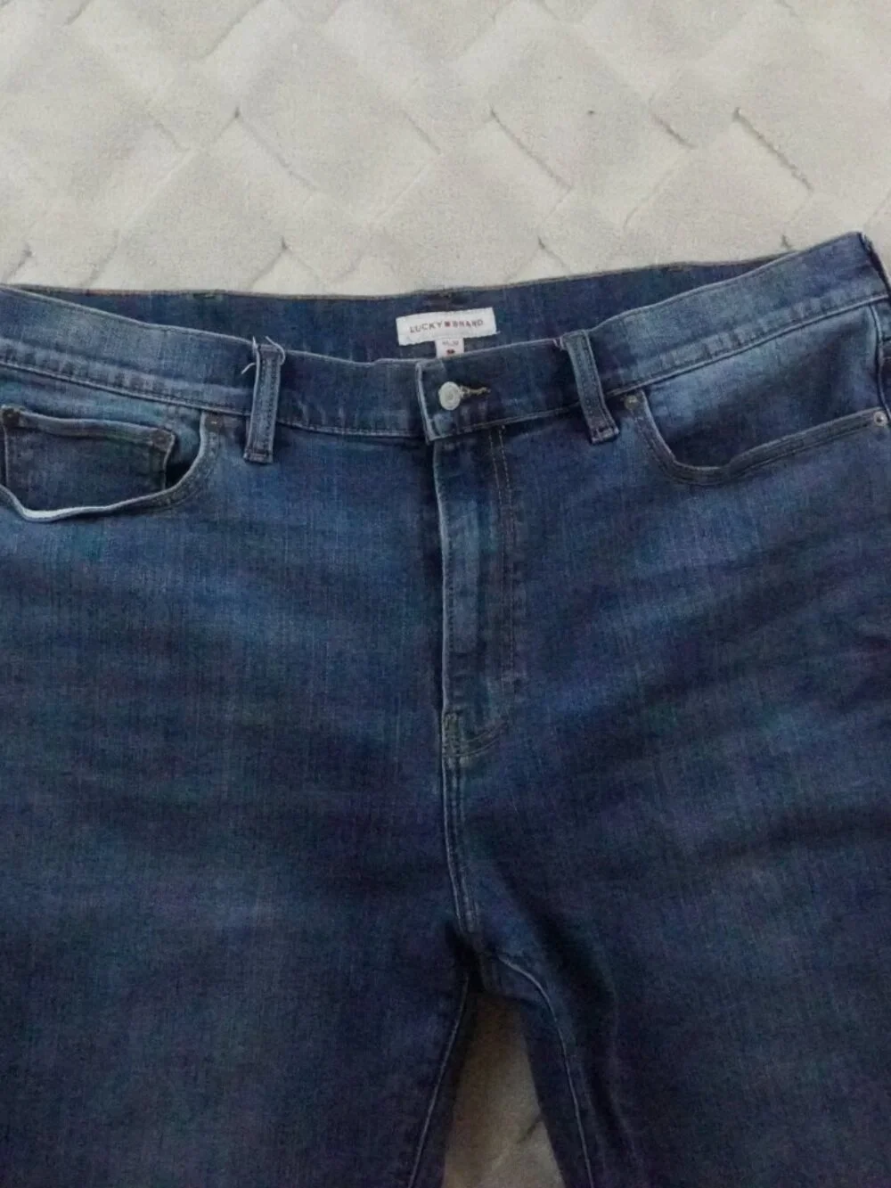 Lucky Brand Athletic Taper Jean Mens 44x25 Blue Stretch Denim